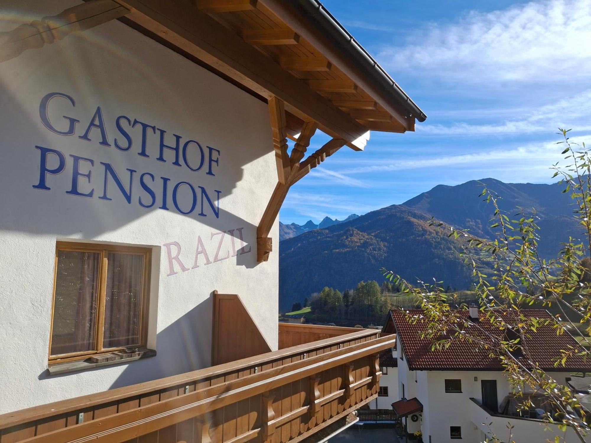 Pension Razil ลาดิส ภายนอก รูปภาพ